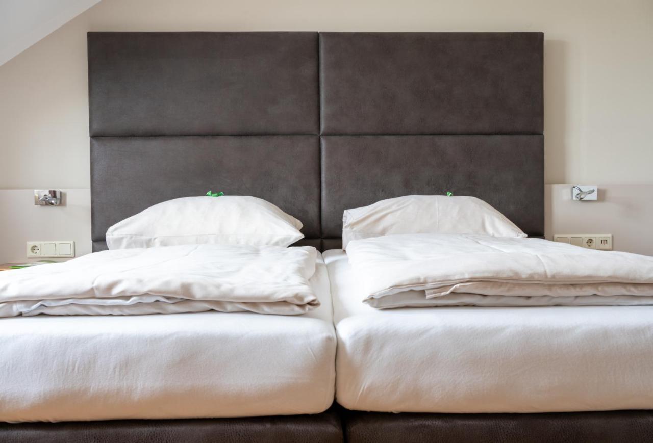 Eee Hotel بيرغ المظهر الخارجي الصورة