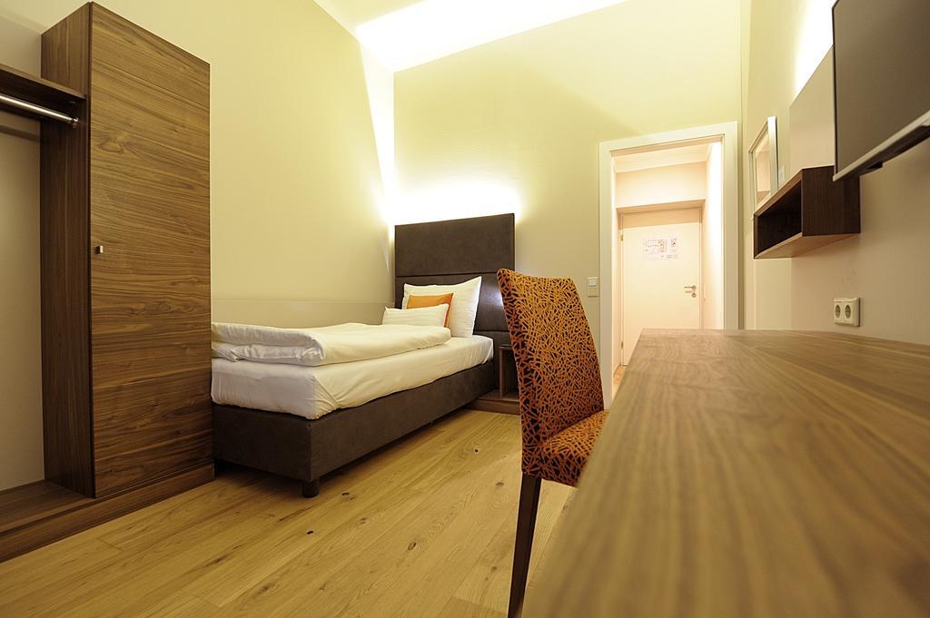 Eee Hotel بيرغ الغرفة الصورة