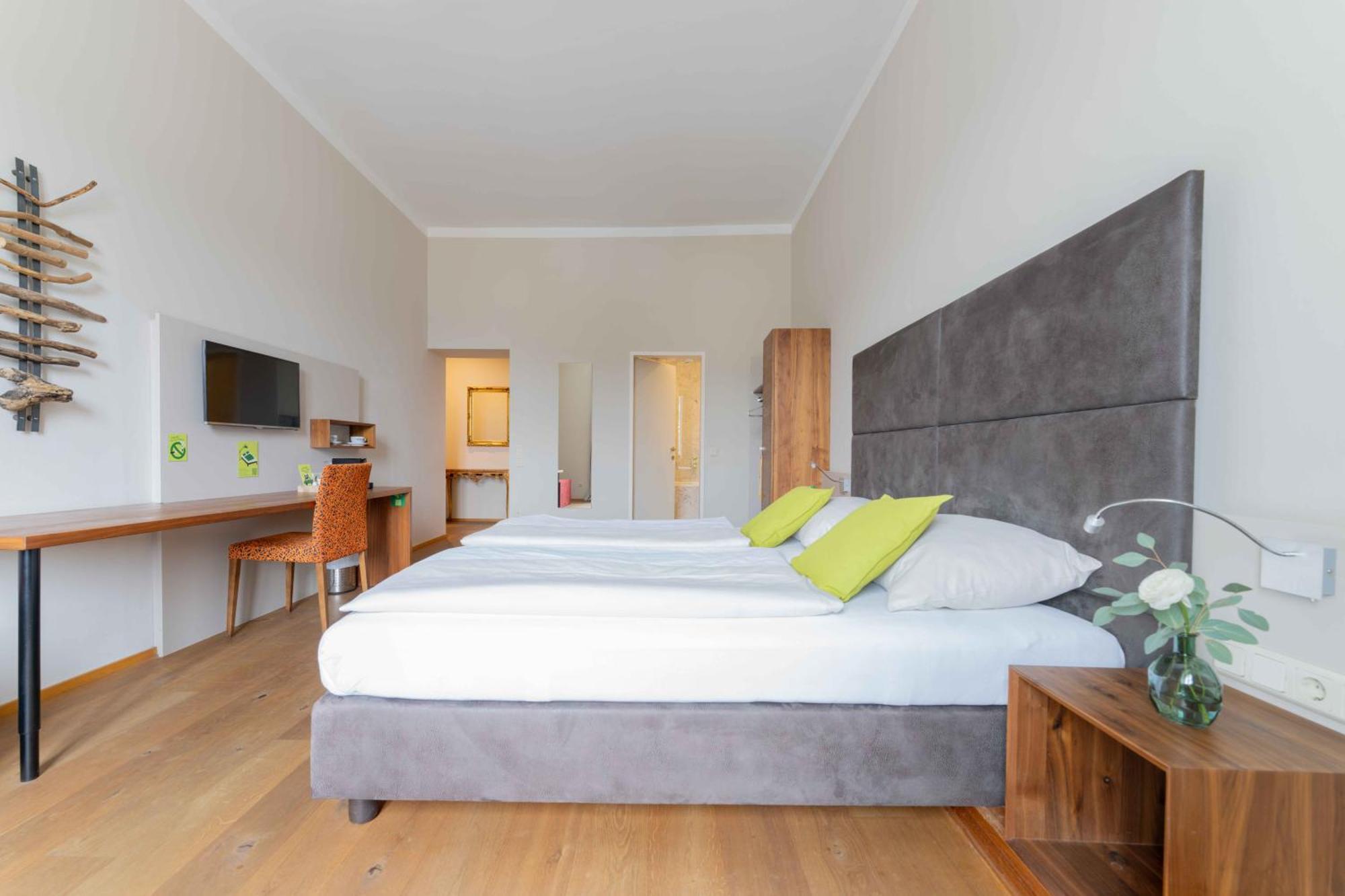 Eee Hotel بيرغ المظهر الخارجي الصورة